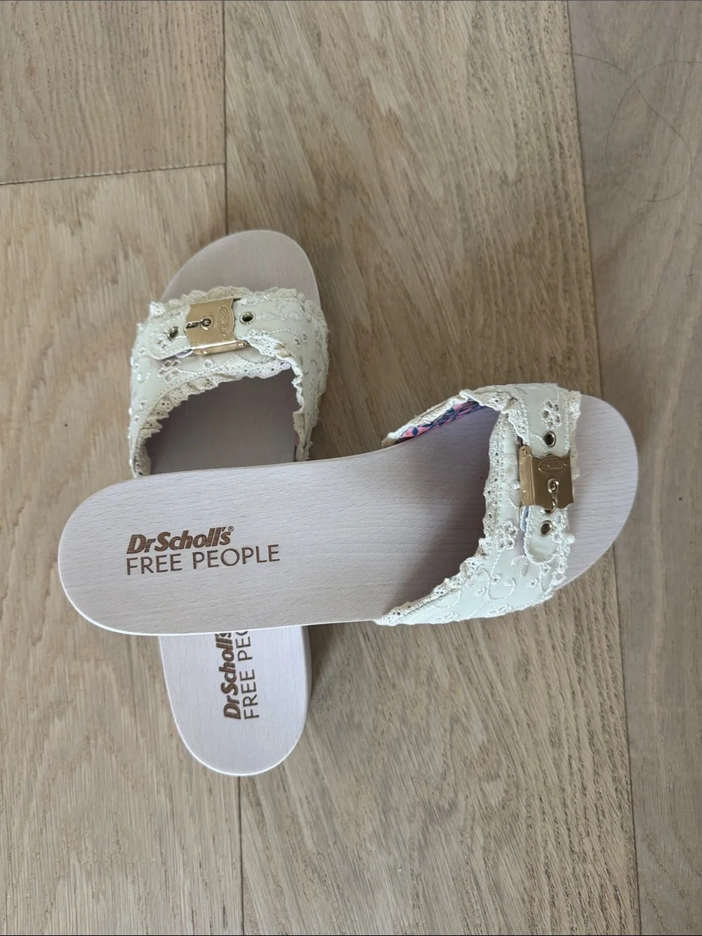 Dr Scholl’s/Free People cream lace